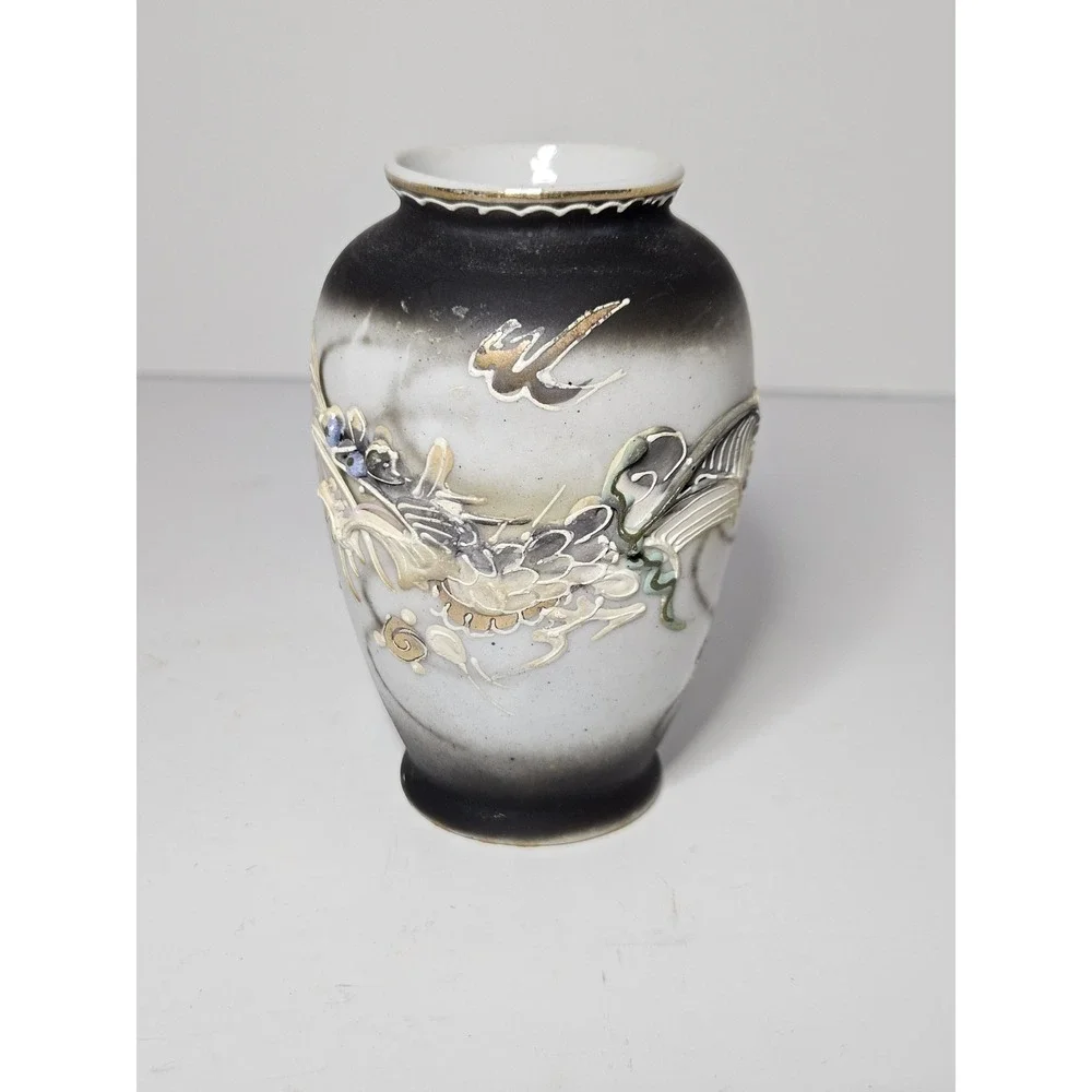 Vtg Japan Moriage Dragonware Porcelain Vase 3D Raised Slip Dragon Gold Trim 4in